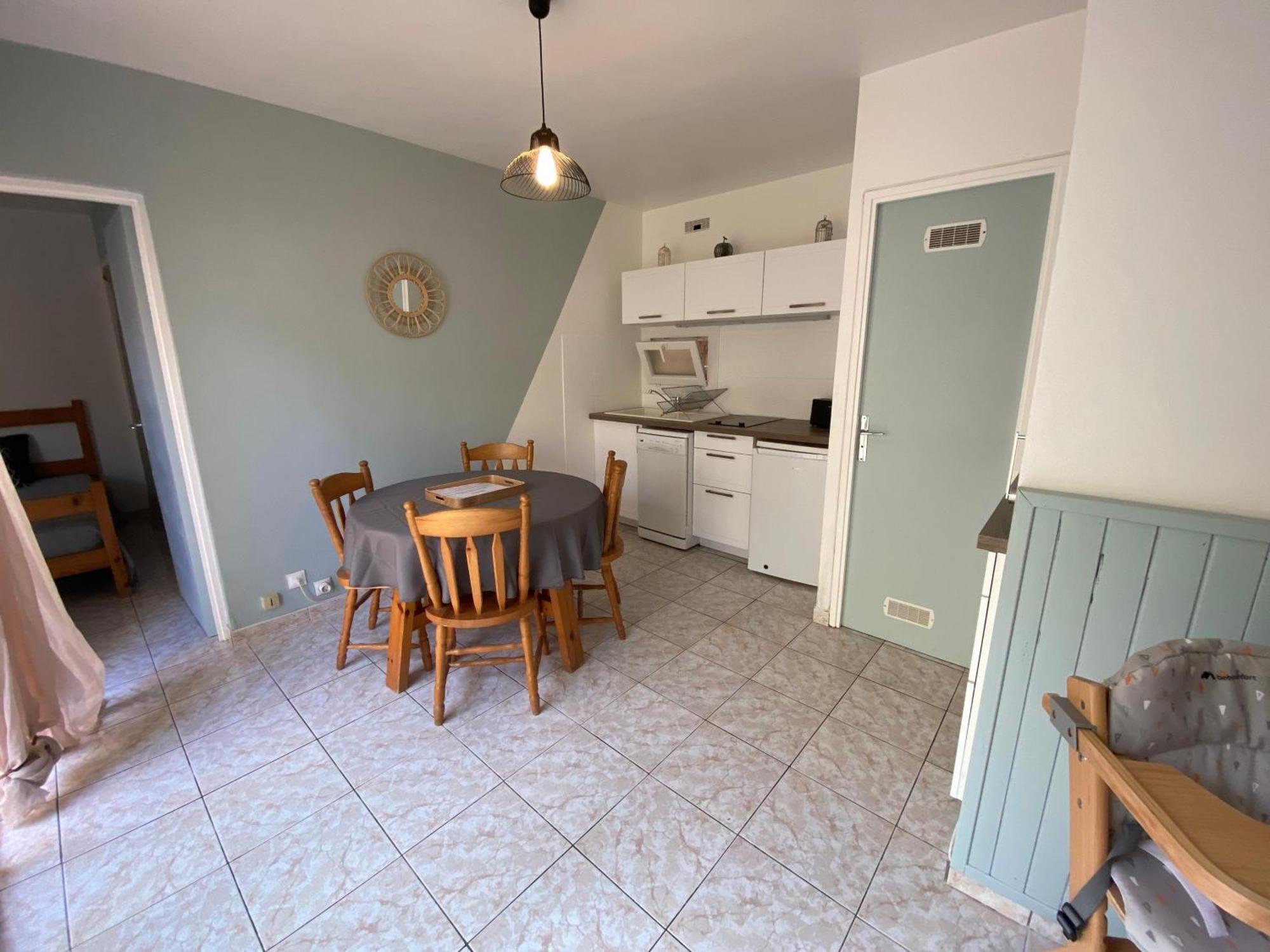 T2 Terrasse, Calme, Proche Mer Et Commodites Le Barcares Exterior photo
